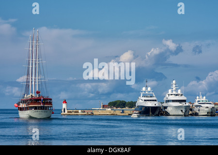 Jazine Port. Zadar, Adria, Kroatien Stockfoto