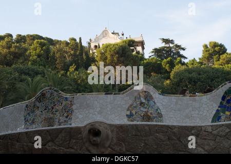 Parc Güell (komplexe Balkenholz von Antoni Gaudi), Barcelona, Katalonien, Spanien. Stockfoto