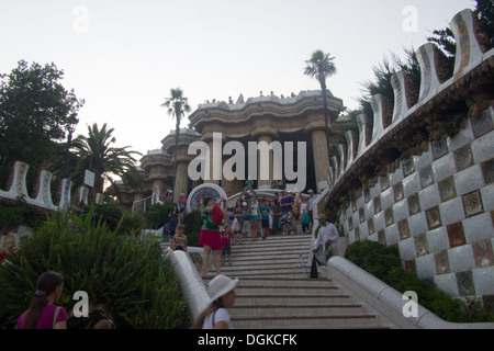 Parc Güell (komplexe Balkenholz von Antoni Gaudi), Barcelona, Katalonien, Spanien Stockfoto