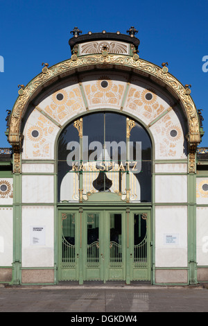 Karlsplatz-Pavillon Metropolitan Bahnhof in Wien. Stockfoto