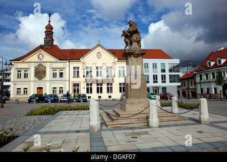 Brandýs Nad Labem quadratisch, Kleinstadt in der Nähe von Prag, Tschechische Republik Stockfoto