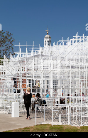 Die 2013 Serpentine Pavillon Installation. Stockfoto