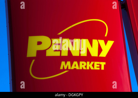 Penny Market, Logo Penny Sign Brand, Banner Prag Rabatt Tschechische Republik, Supermarkt Stockfoto