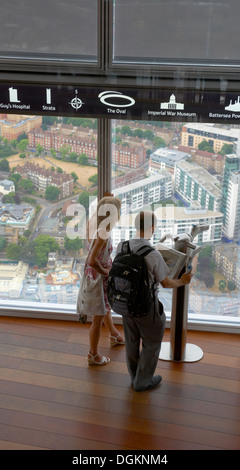 Ein paar Anzeigen von The Shard London. Stockfoto