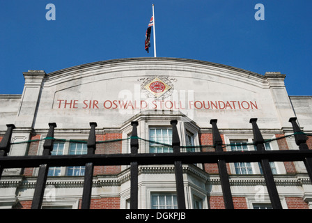 Der Sir Oswald Stoll Foundation Gebäude in Fulham. Stockfoto