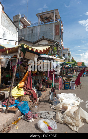 Straßenstand in Phnom Penh. Stockfoto