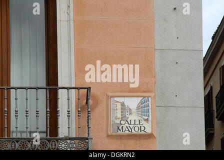 Straßenschild, Calle Mayor, der Hauptstraße der Altstadt, Madrid, Spanien, Europa Stockfoto