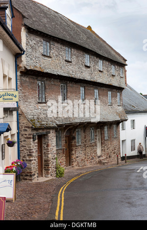 Das Kloster ist ein 15. Jahrhundert Grade II Haus und einmal hatte Verbindungen mit Dunster Priory. Stockfoto