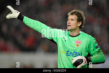 Torhüter Jens Lehmann, VfB Stuttgart-Fußball-Club, leitet die Verteidigung Stockfoto