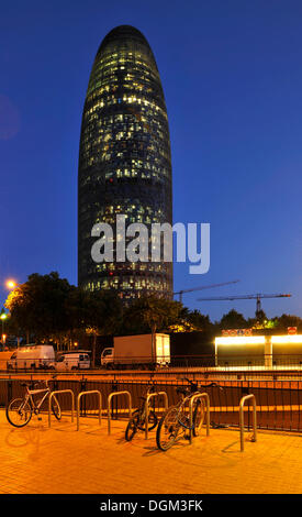 Nachtaufnahme, Torre Agbar Office Tower, Barcelona, Katalonien, Spanien, Europa Stockfoto