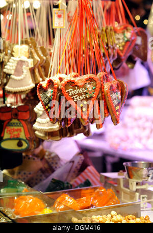 Lebkuchenherzen, Weihnachtsmarkt, Stuttgart, Baden-Württemberg Stockfoto