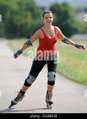 Mädchen Inline-skating Stockfoto