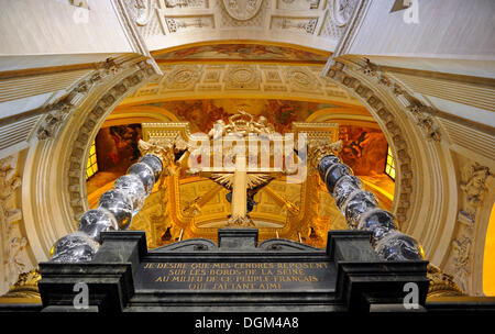 Interieur, Altar und vergoldeten Kuppel, Dome des Invalides oder Kirche Eglise du Dôme, Napoleons Grab, Paris, Frankreich, Europa Stockfoto