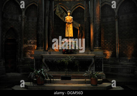 Statue von Joanne D'Arc, Chapelle Absidiale, Seitenkapelle, Jeanne au Sacre, UNESCO-Weltkulturerbe, Notre Dame, Reims Stockfoto