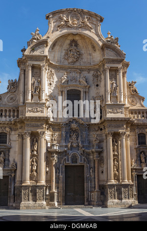 Spanien-Murcia, Santa Maria Kathedrale, barocke Fassade des West-Tür Stockfoto