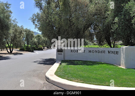 Tor der Robert Mondavi Winery, Napa Valley, Kalifornien, USA, Amerika Stockfoto