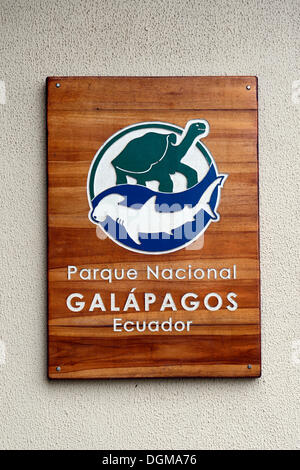 Logo der Galapagos National Park in Puerto Baquerizo Moreno, San Cristobal Insel, Galapagos-Inseln, Ecuador, Südamerika Stockfoto