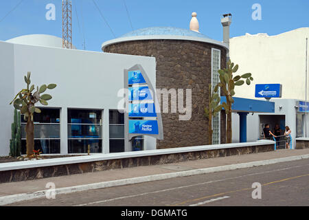 Filiale der Banco del Pacifico in Puerto Ayora, Santa Cruz Island, unermüdlicher Insel, Galapagos-Inseln, Ecuador, Südamerika Stockfoto