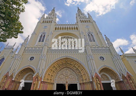 Katholische Kathedrale in der alten Stadt von Guayaquil, Ecuador, Südamerika Stockfoto