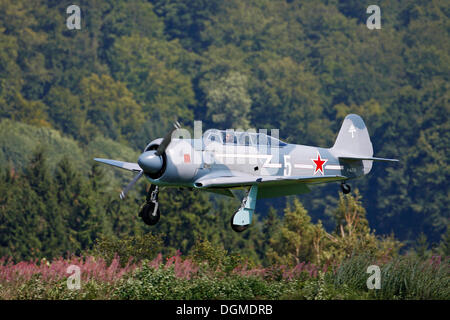 Oldtimer-Flugzeuge, Jakowlew Jak-52, Breitscheid Airshow 2010, Hessen Stockfoto