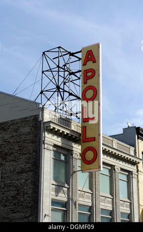 Leuchtreklame von Apollo Theater, Harlem, Manhattan, New York City, New York, Vereinigte Staaten von Amerika, USA, Nordamerika Stockfoto