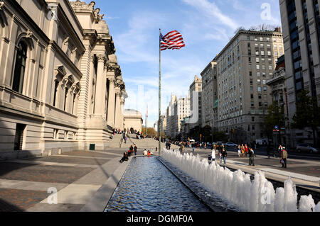 Metropolitan Museum of Art, erfüllt, 5th Avenue, Manhattan, New York City, New York, Vereinigte Staaten von Amerika, USA, Nordamerika Stockfoto