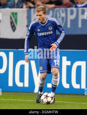 Gelsenkirchen, Deutschland. 22. Oktober 2013. Gelsenkirchen, Veltins-Arena, 22.10.13: Londoner Andre Schurrle während des Spiels zwischen FC Schalke 04 gegen Chelsea London in der Championsleague Saison 2013/2014. © Dpa picture-Alliance/Alamy Live News Stockfoto