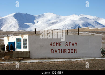 Übernachtung in einer privaten Familie in alichur auf dem Pamir Highway m41, Pamir, Tadschikistan, Zentralasien, Asien Stockfoto