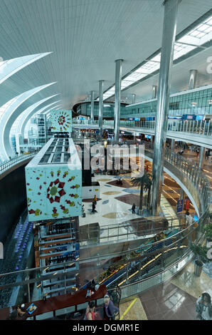 Dubai International Airport, Abflughalle, Vereinigte Arabische Emirate, Naher Osten, Asien Stockfoto