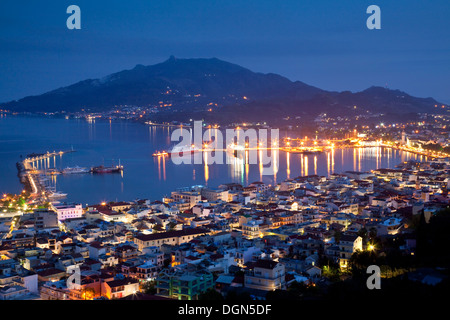 Klassische Ansicht von Zakynthos-Stadt von Bocholi, Zakynthos (Zante) Insel, Griechenland Stockfoto