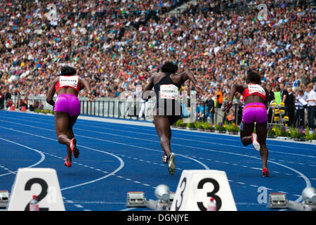 Die 100-Meter-Läufer Baptiste, Stewart und Soumaré nach dem Start des Wettbewerbs beim ISTAF 2012 sprinten Stockfoto