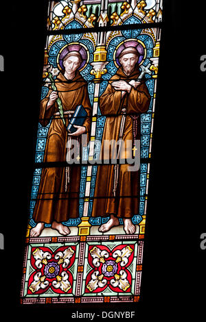 Bemalte Kirchenfenster Stockfoto