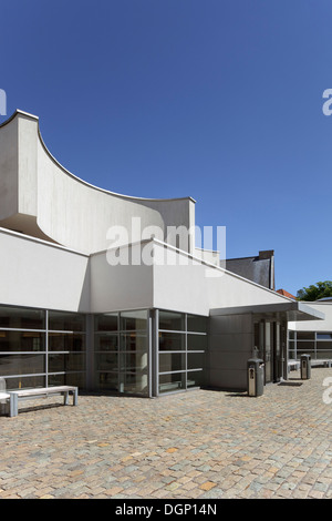 Katholische Universität Leuven Arenberg Bibliothek, Leuven, Belgien. Architekt: Rafael Moneo, 2002. Haupteingang-Bibliothek, mit w Stockfoto