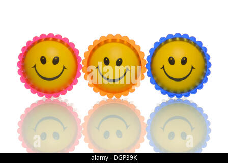 Drei Smileys in Gängen, symbolisches Bild für Teamarbeit Stockfoto