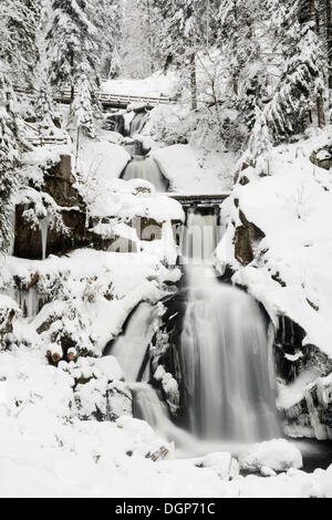 Triberger Wasserfälle im Winter, Schwarzwald, Baden-Württemberg Stockfoto