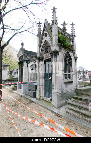 Friedhof Montparnasse ist ein berühmter Friedhof im Stadtteil Montparnasse Paris, Teil des 14. Arrondissements der Stadt. Stockfoto
