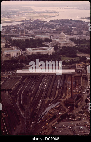 PENN CENTRAL STATION UND CAPITOL, LOOKING SOUTH 546717 Stockfoto