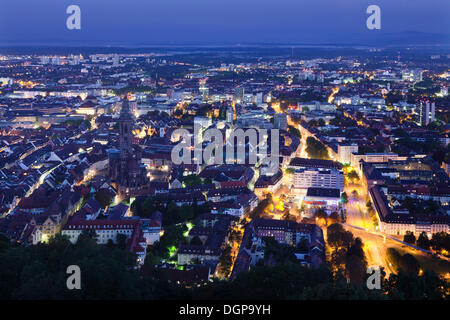 Freiburg in der Nacht, Freiburg Im Breisgau, Baden-Württemberg Stockfoto