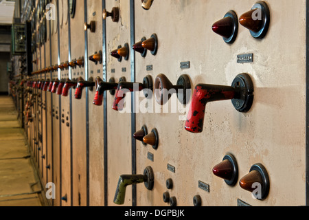 Im Inneren Stil Art-Deco-Control Room A in Battersea Power Station, London. Aufnahmen im September 2013. Stockfoto