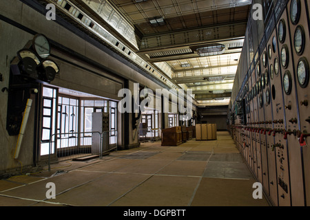 Im Inneren Stil Art-Deco-Control Room A in Battersea Power Station, London. Aufnahmen im September 2013. Stockfoto