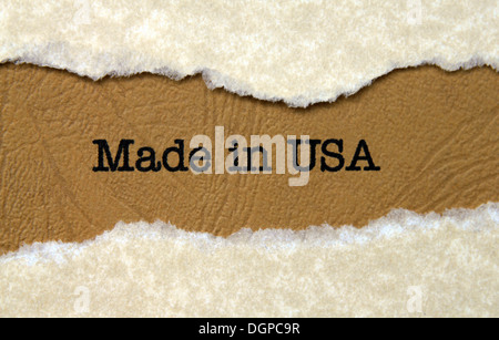 Made in USA-Text auf Papier Loch Stockfoto