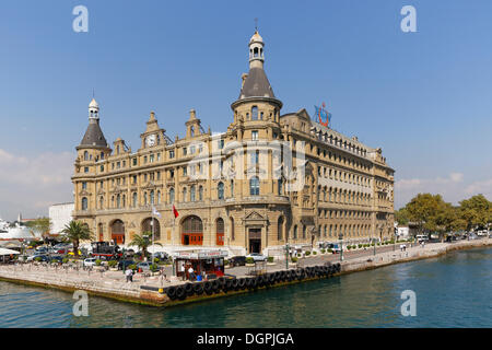 Bahnhof Haydarpasa am Bosporus, Bosporus, Kadiköy, Istanbul, asiatische Seite, Provinz Istanbul, Türkei Stockfoto