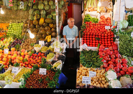 Obst Gemüse Stand, Stall, Marktviertel, Kadiköy, Istanbul, asiatische Seite, Provinz Istanbul, Türkei Stockfoto