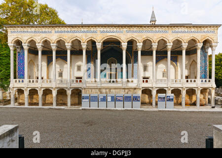 Gekachelte Kiosk oder Cinili Kösk, Archäologisches Museum, Sarayburnu, Istanbul, europäische Seite, Provinz Istanbul, Türkei Stockfoto