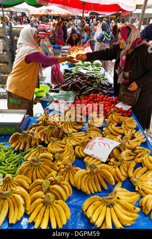 Obst und Gemüse Stand, wöchentliche Landwirt vermarkten, Muğla, Provinz Muğla, Ägäis, Türkei Stockfoto