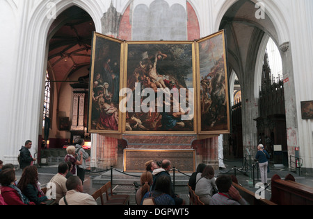 Die Höhe des Kreuzes (Rubens) in der Kathedrale unserer lieben Frau (Onze-Lieve-Vrouwekathedraal) in Antwerpen, Belgien. Stockfoto