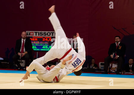 St. Petersbug, Russland. 24. Oktober 2013. 24. Oktober 2013, St.Petersburg. Zweiten Weltkrieg Combat Spiele. Ju-Jutsu Credit: Andrew Shlykoff/Alamy Live-Nachrichten Stockfoto