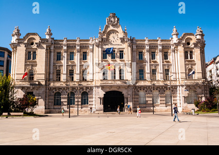 Plaza del Ayuntamiento y Casa consistorial, Santander, Kantabrien, España Stockfoto