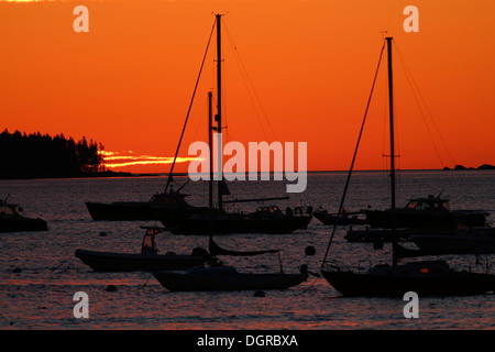 Tagesanbruch Southwest Harbor, Maine Stockfoto