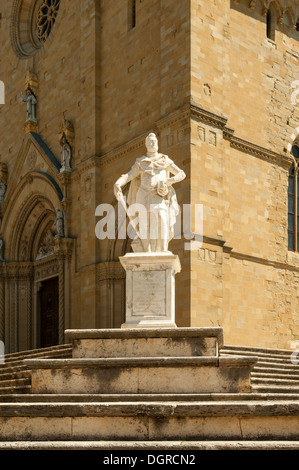 Statue von Ferdinando I, Arezzo, Toskana, Italien Stockfoto